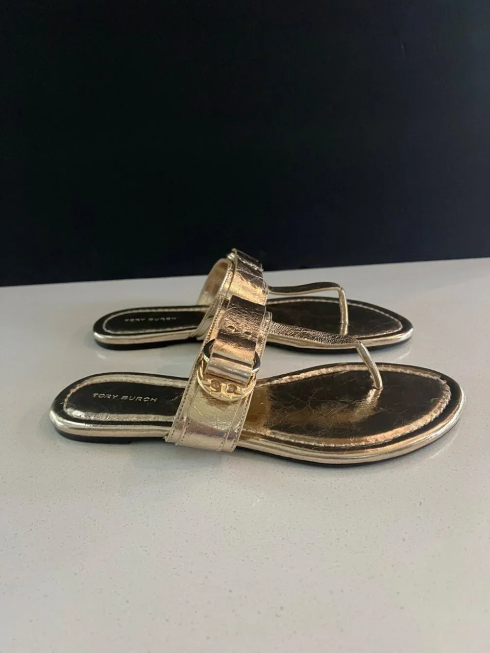 Tory Burch Selby gold Leather Thong Sandals flats slides size 7.5